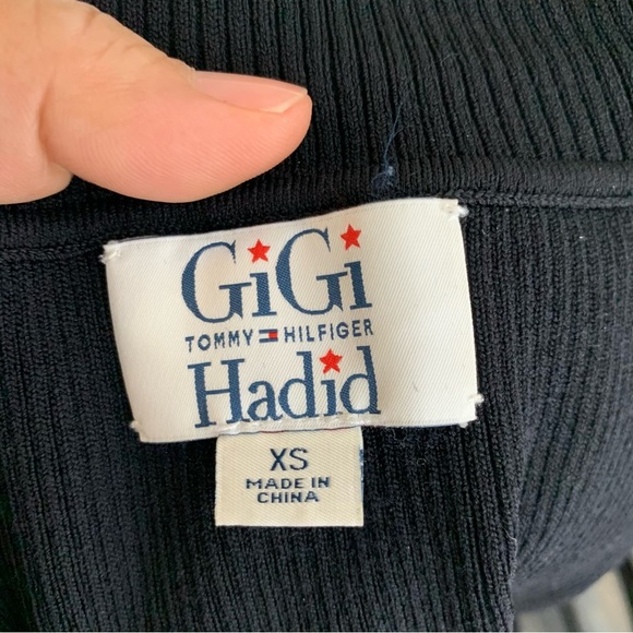 Gigi Hadid x Tommy‎ Hilfiger black turtleneck crop sweater size XS - Picture 4 of 6